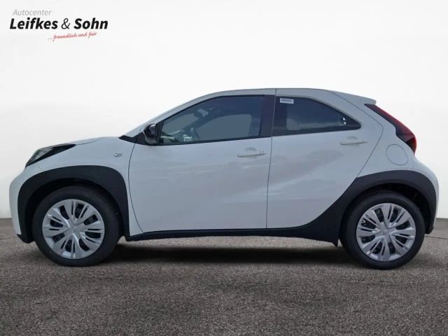 Toyota Aygo X Hatchback Play X-play