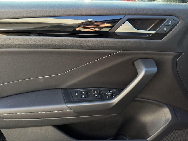 Volkswagen T-Roc 1.0 TSI R-Line