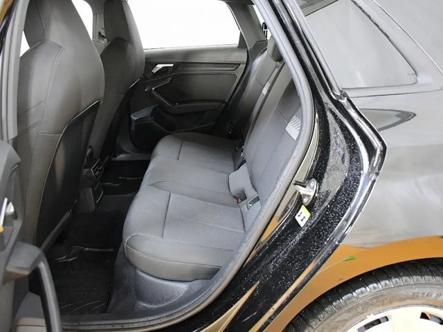 Audi A3 30 TFSI S-Tronic Sedan