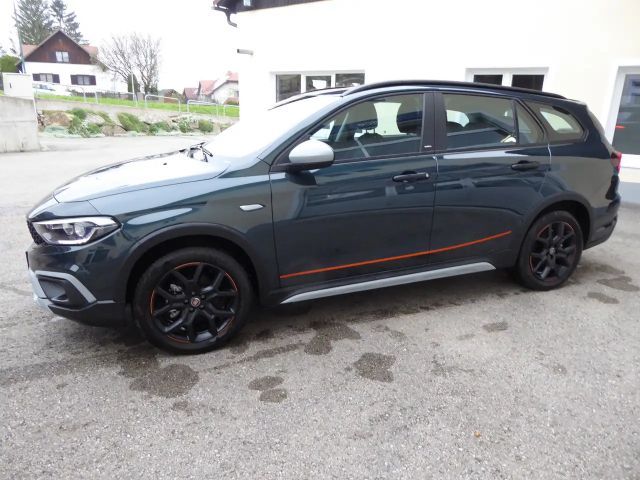 Fiat Tipo Hybrid 130 eDCT7 Garmin