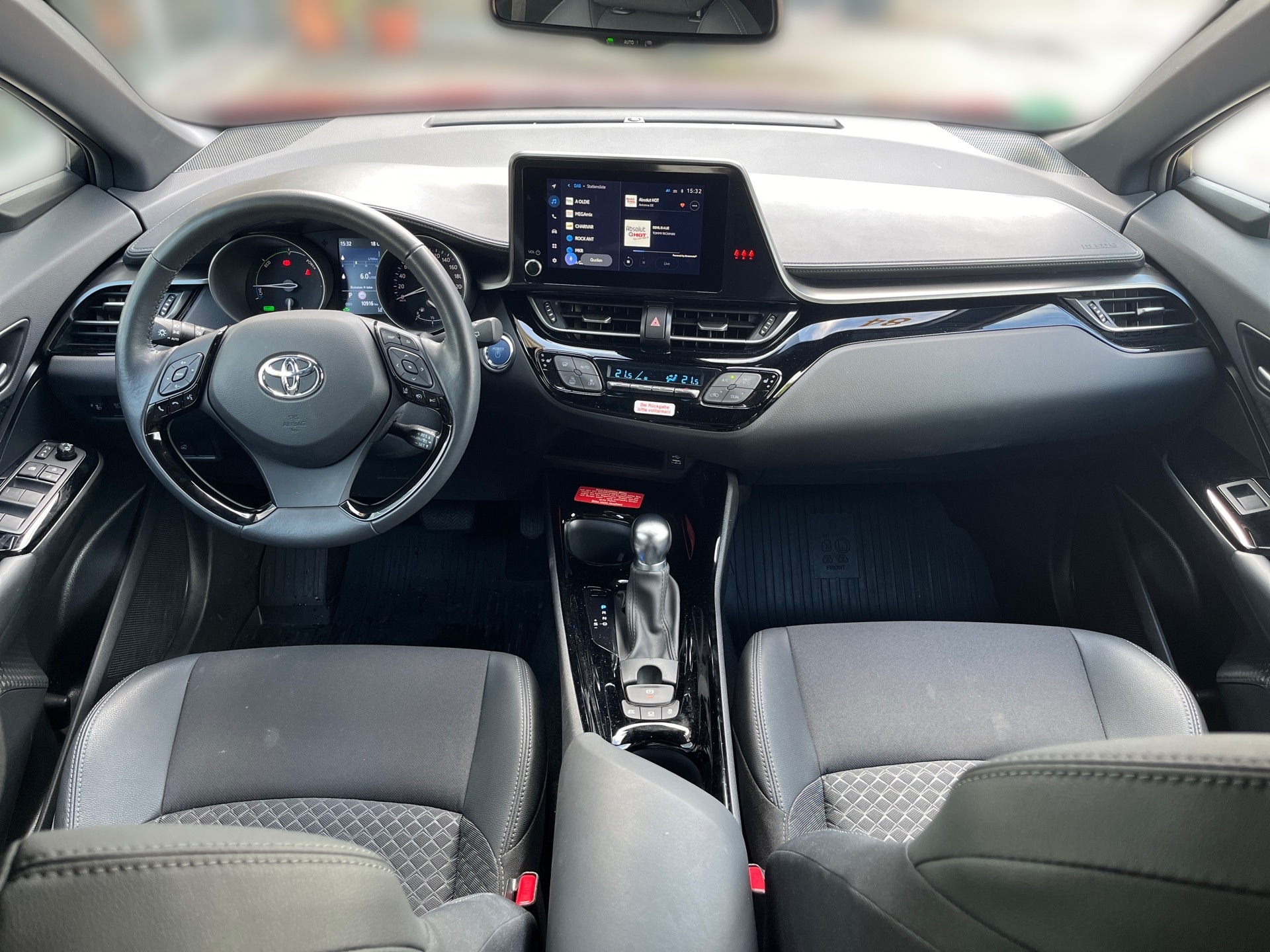 Toyota C-HR 5-deurs Bi-Tone Team D
