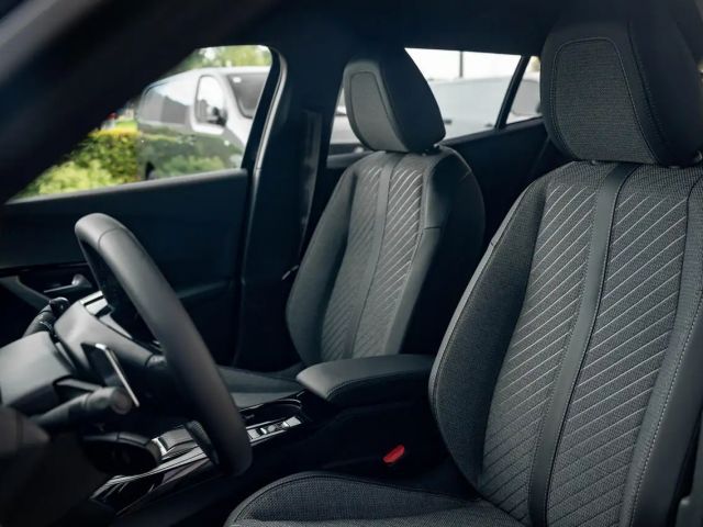 Peugeot 2008 100 PK MT | Parkeers. v&a | Airco | Cruise cont...