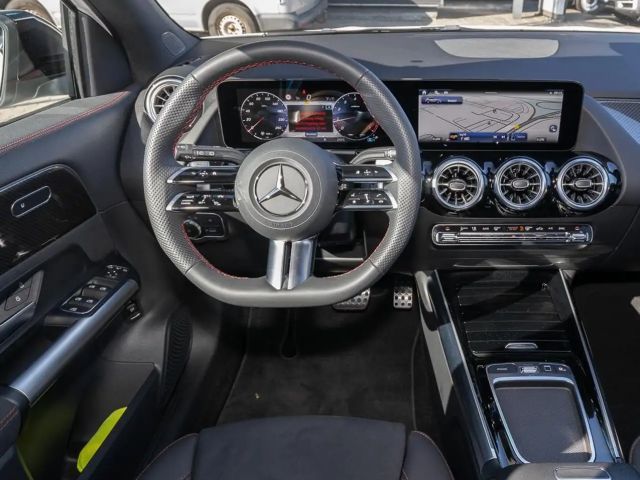 Mercedes-Benz GLA 220 4MATIC