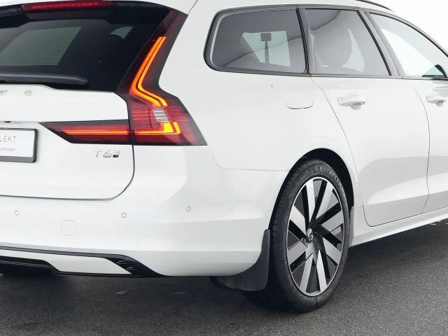 Volvo V90 AWD Dark Plus T6