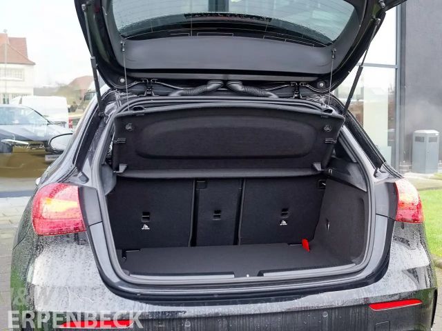 Mercedes-Benz A 200 AMG Line