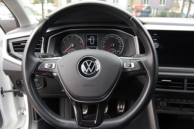 Volkswagen Polo Polo 1.0     CL   BT070 TSIM5F