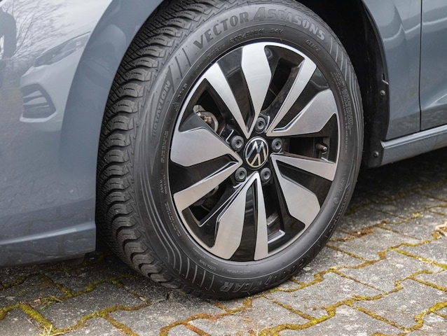 Volkswagen Golf 1.5 eTSI Golf VIII