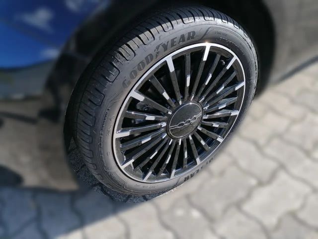 Fiat 500e La Prima by Bocelli