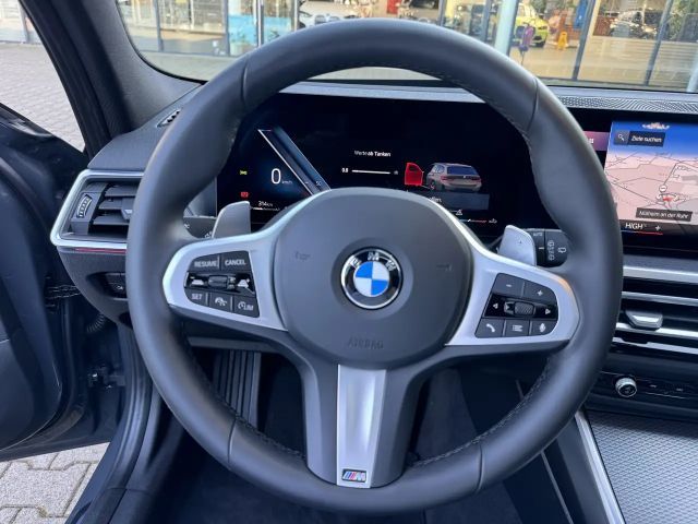 BMW 330 330d M-Sport Touring