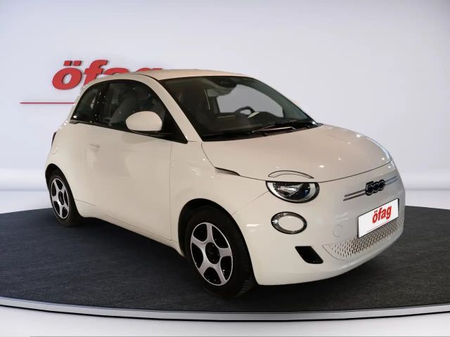 Fiat 500e 42 kWh Passion