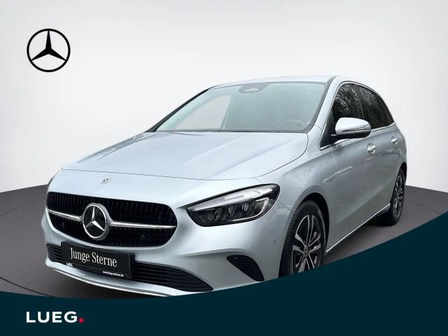 Mercedes-Benz B 200 Progressive Sedan
