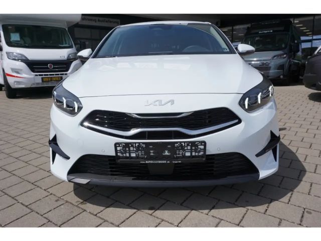 Kia Ceed 1.0T 100 48V Ultimate DCT Navi Indukt. Kamera SHZ