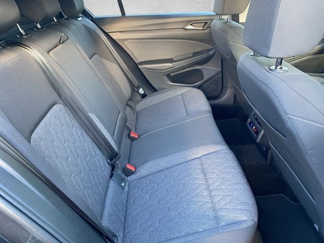 Volkswagen Golf 1.0 TSI Golf VIII Move