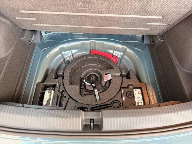 Volkswagen T-Roc T-Roc Goal 1,0 TSI 6-Gang Schaltung +LED +AHK +...