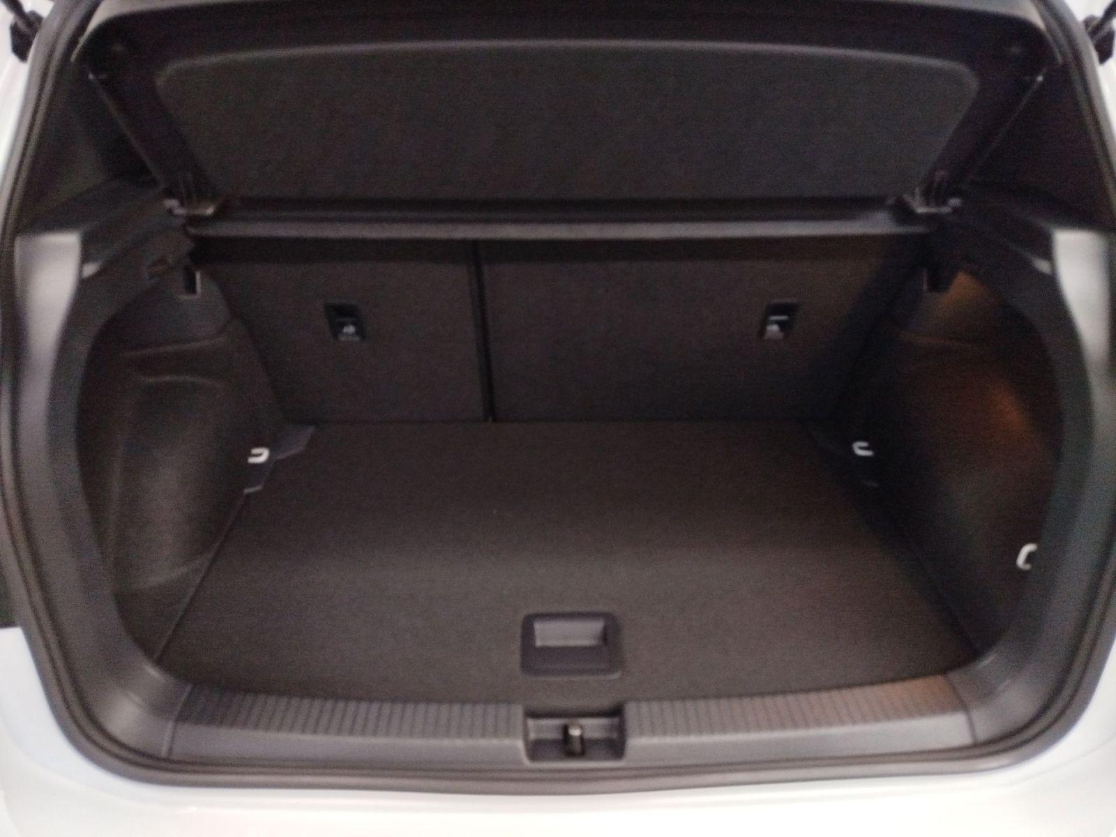 Volkswagen T-Cross IQ.Drive R-Line