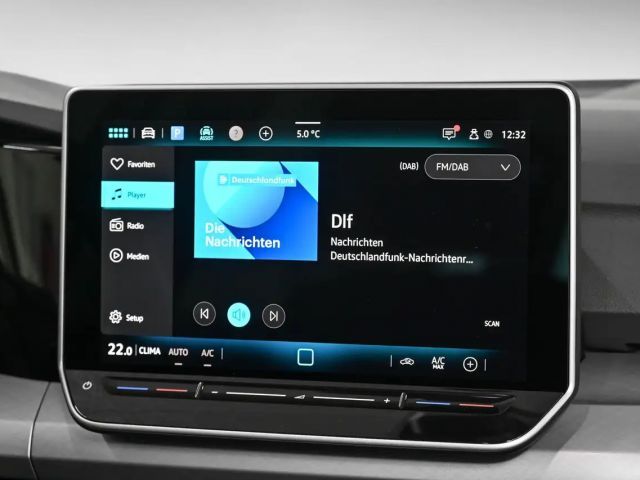 Volkswagen Golf Life Variant