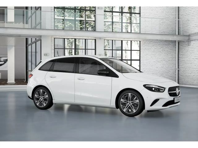 Mercedes-Benz B 180 Sedan