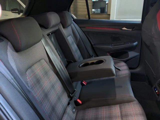 Volkswagen Golf 2.0 TSI DSG Golf VIII