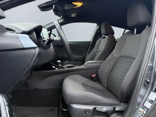 Toyota C-HR Hybride Team D