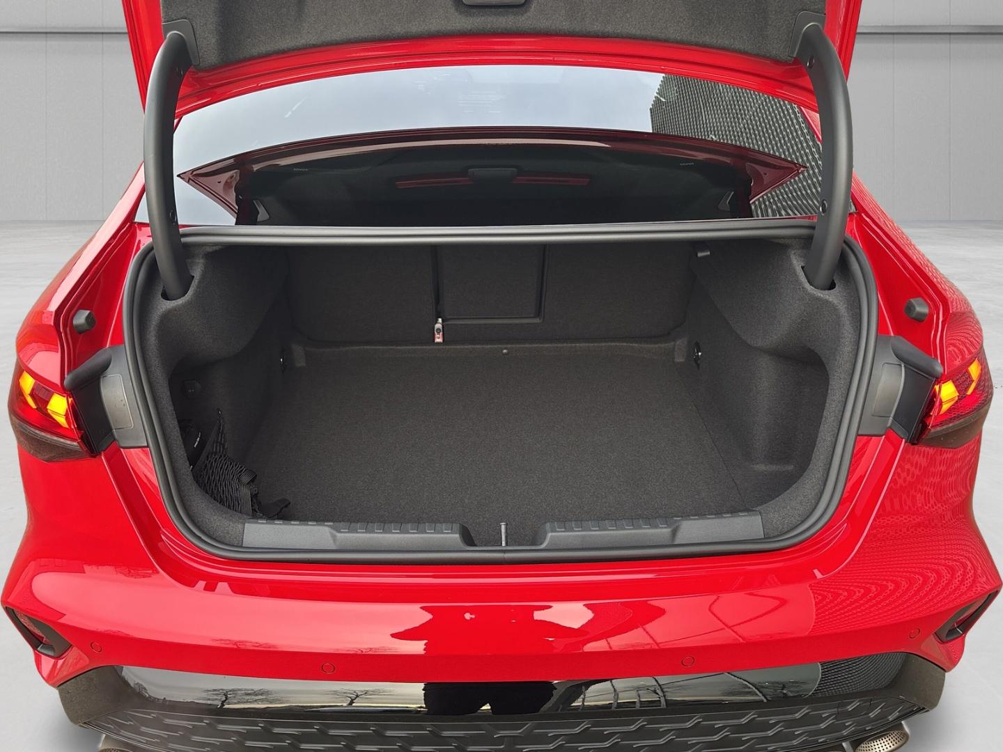 Audi S3 Quattro S-Tronic Sedan