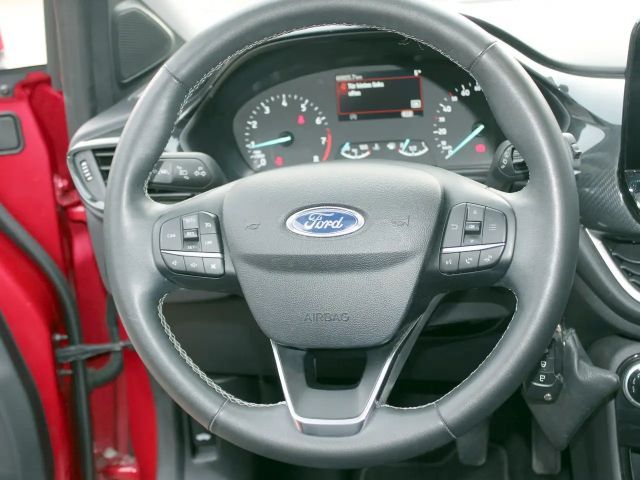 Ford Puma EcoBoost Titanium