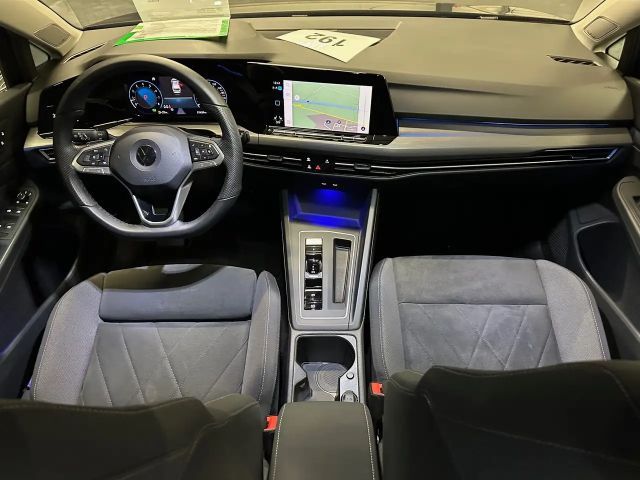 Volkswagen Golf 1.5 eTSI DSG Style Variant