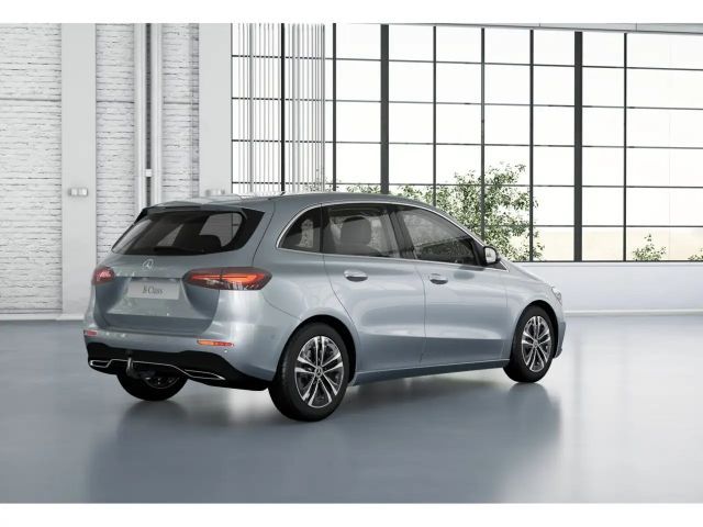 Mercedes-Benz B 180 Sedan