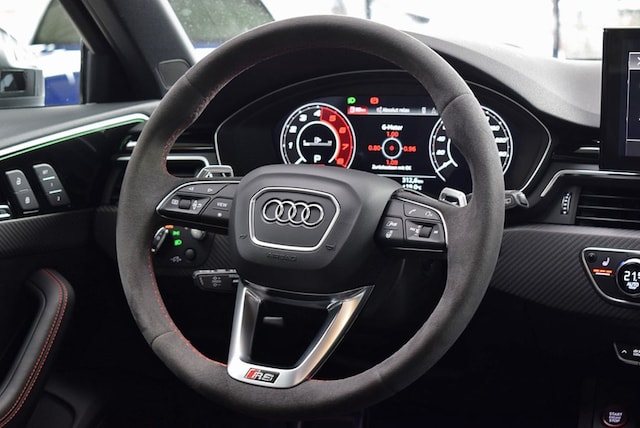 Audi RS4 Avant Quattro