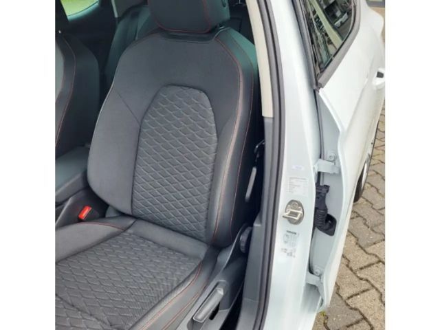 Seat Leon 1.5 eTSI DSG FR-lijn