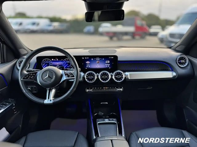 Mercedes-Benz EQB 300 4MATIC Progressive