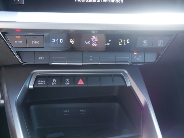 Audi S3 Quattro S-Tronic Sedan