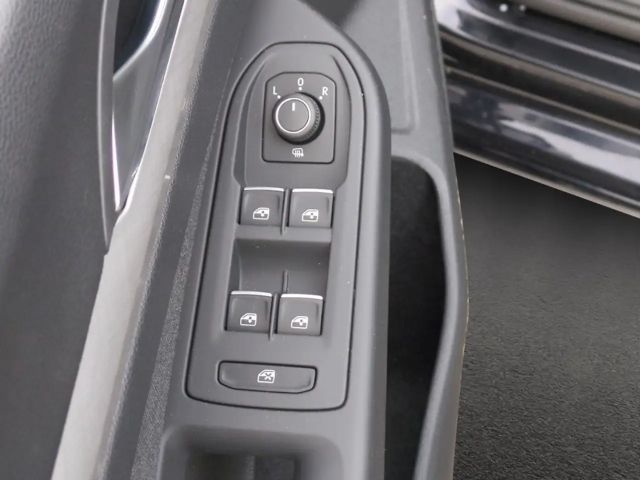 Volkswagen Golf 1.5 eTSI DSG Golf VIII Life