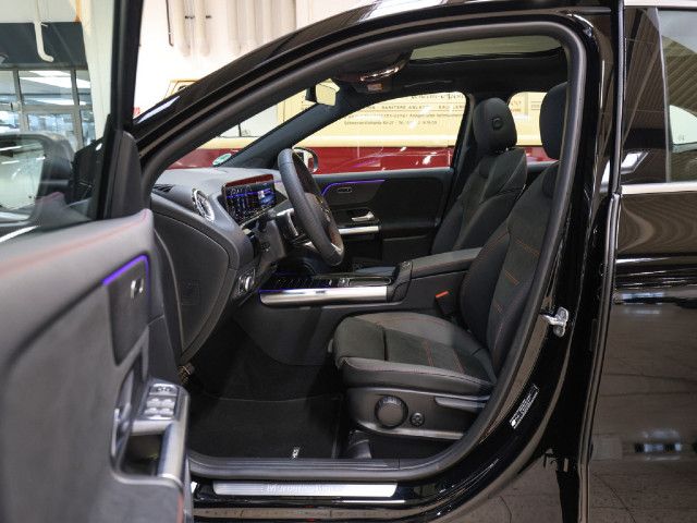 Mercedes-Benz GLA 180 AMG Line