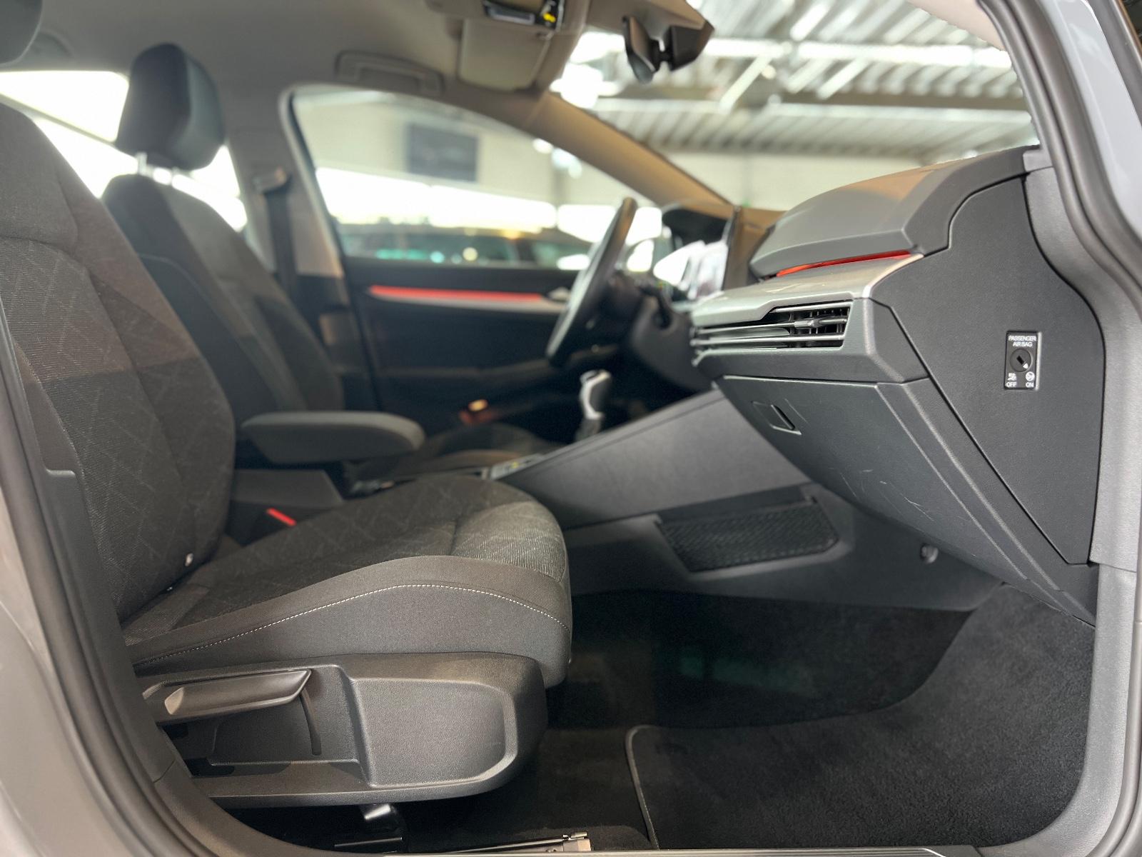 Volkswagen Golf 1.5 TSI Golf VIII Life