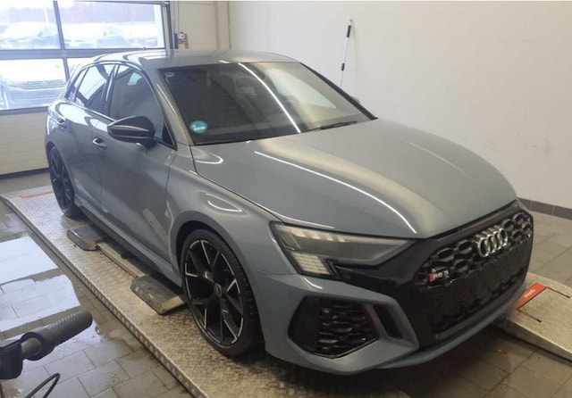 Audi RS3 Quattro S-Tronic Sportback