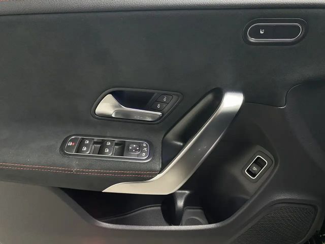 Mercedes-Benz CLA 220 AMG Line CLA 220 d Coupé