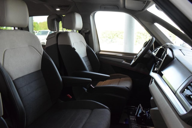 Volkswagen Multivan DSG Life T7