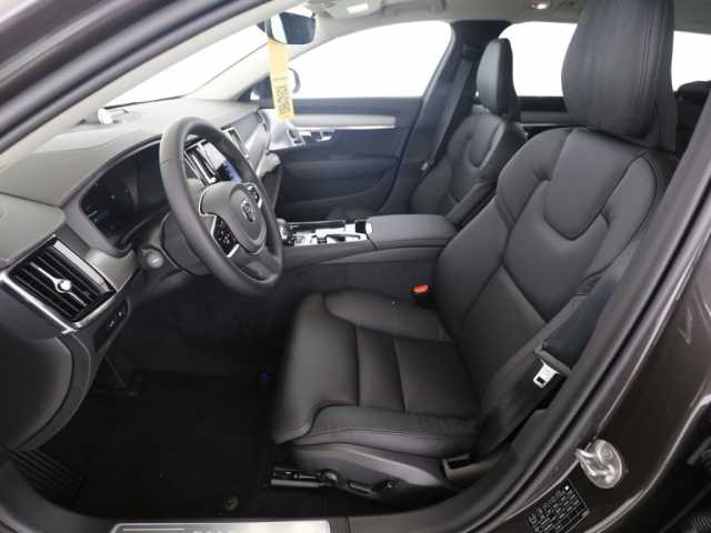 Volvo V90 AWD Dark Plus T8