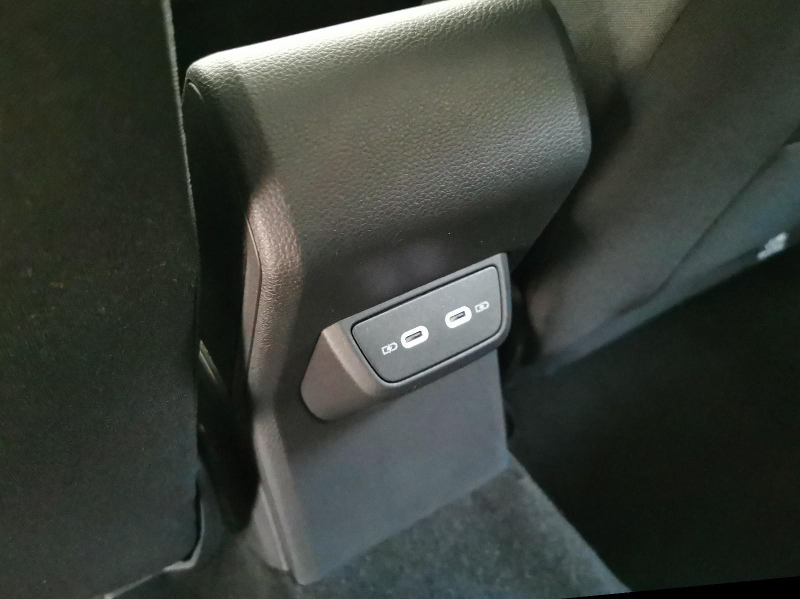 Volkswagen Taigo 1.0 TSI DSG Style