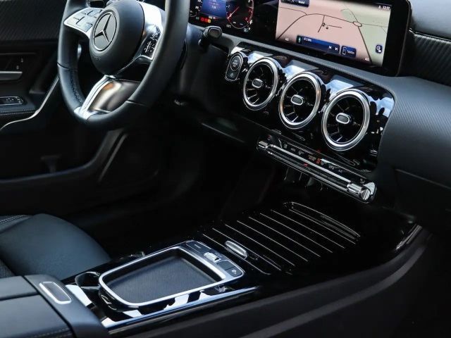 Mercedes-Benz A 200 ProgressiveAdvanced/LED/Kamera/MBUX/Winter