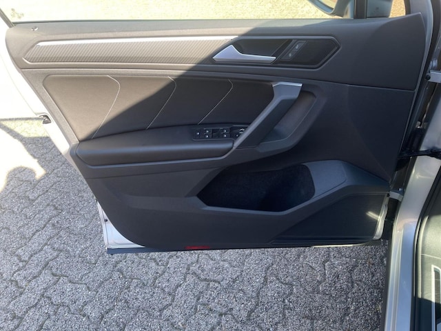 Volkswagen Tiguan 2.0 TDI R-Line Style