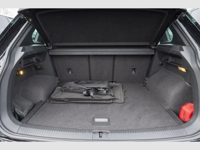 Volkswagen Tiguan 1.5 TSI DSG R-Line
