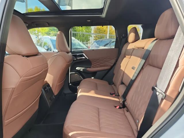 Mitsubishi Outlander 4WD