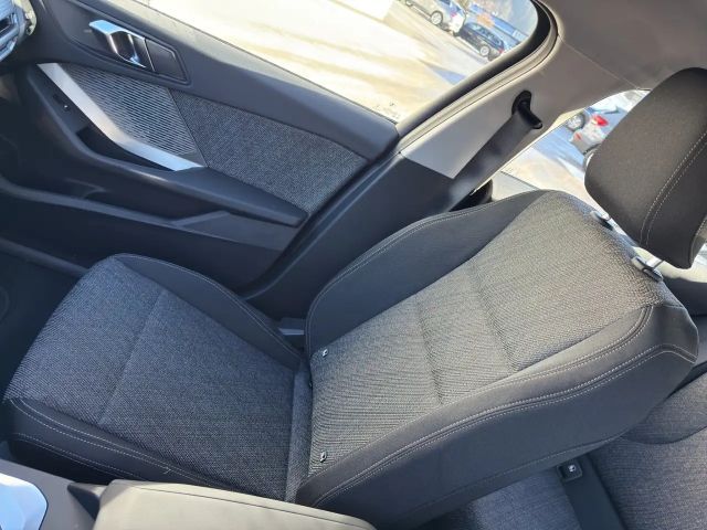 BMW 116 Benziner *** F70 ***