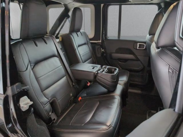 Jeep Wrangler 4x4 Sahara