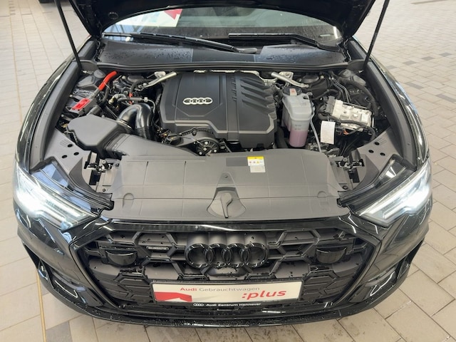 Audi A6 45 TFSI Quattro S-Line S-Tronic Sedan