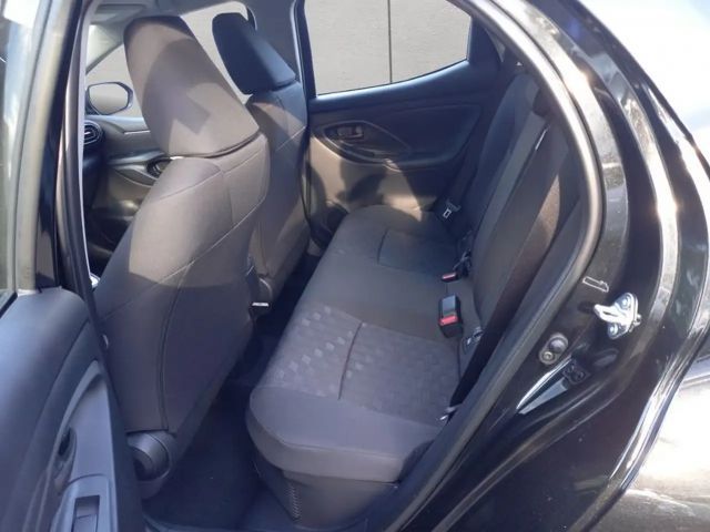 Toyota Yaris Business Hybride