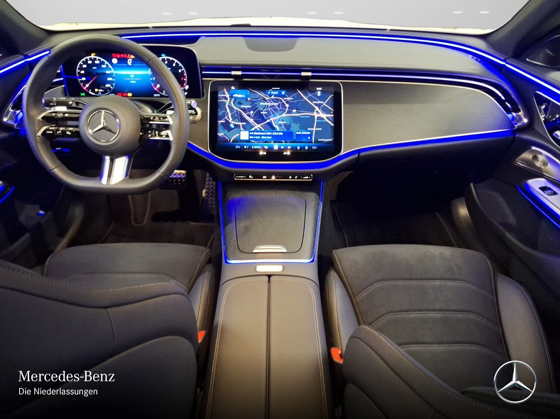 Mercedes-Benz E 200 AMG Line Sedan