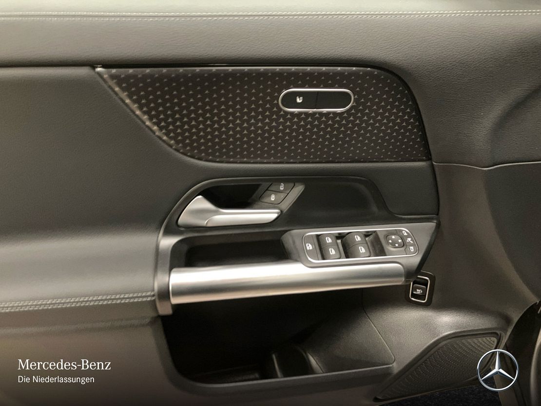 Mercedes-Benz GLA 180 Progressive