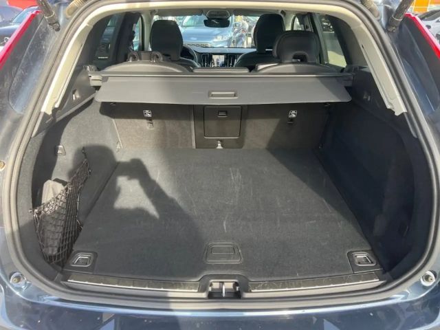 Volvo XC60 AWD Dark Plus T6